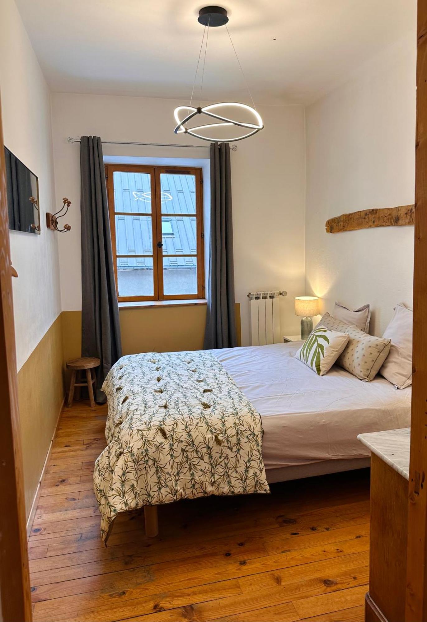 Auberge Le Glacier Bleu Mont-Dauphin Room photo
